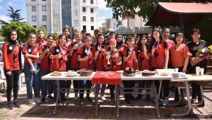 60 günde 65 madalya kazanan engelli sporcular başarılarını kutladı