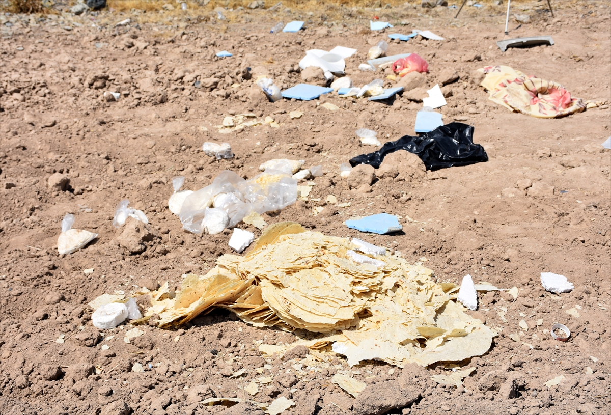 Aksaray'da hafif ticari araç şarampole devrildi: 1 ölü, 4 yaralı