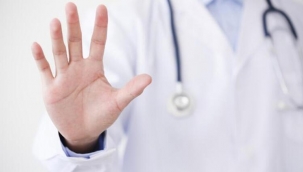 Bir ayda 36 sağlıkçı şiddet gördü