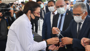 Büyükşehir'in 5. Bilim Şenliği'ne 8 bin kişi katıldı