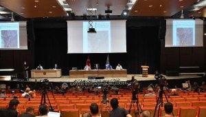 Büyükşehir meclisinde 46 gündem maddesi karara bağlandı