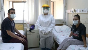 Covid-19 tedavisi gören aşı karşıtı çift, yaşadıkları pişmanlığı anlattı