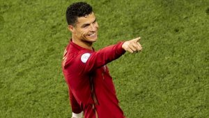 Cristiano Ronaldo, Manchester United'a gollerle döndü