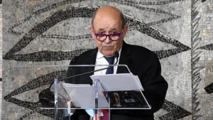 Fransa'dan, Avustralya'nın Fransız denizaltı satın alımlarını iptal etmesine 'ihanet' tepkisi