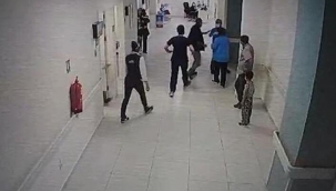 Hasta yakınının doktora saldırdı