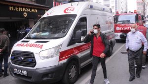 Havalandırma boşluğuna düşen apartman görevlisi öldü, yakınları yöneticiyi linç etmek istedi