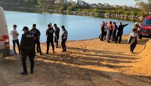 İstanbul'da gölete giren bir kişi kayboldu