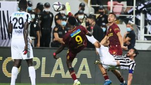 İzmir derbisinin galibi Altay