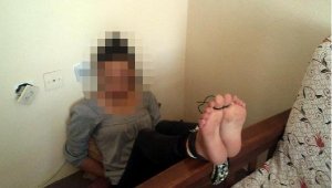 Kadınlara para verip, falakaya yatırmış