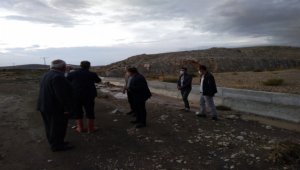 Karaman Valisi Işık sel taşkını yaşanan bölgede incelemelerde bulundu