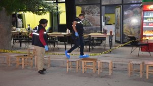 Karaman'da iş yerine düzenlenen silahlı saldırıda iki kişi yaralandı