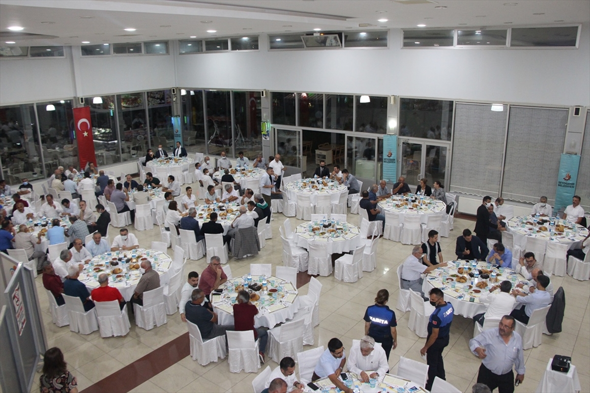 Seydişehir Kaymakamı Aydın Erdoğan'a veda yemeği