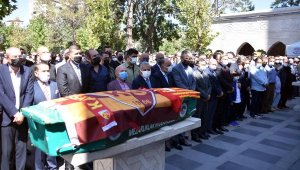 Kayserispor eski başkanı Recep Mamur son yolculuğuna uğurlandı