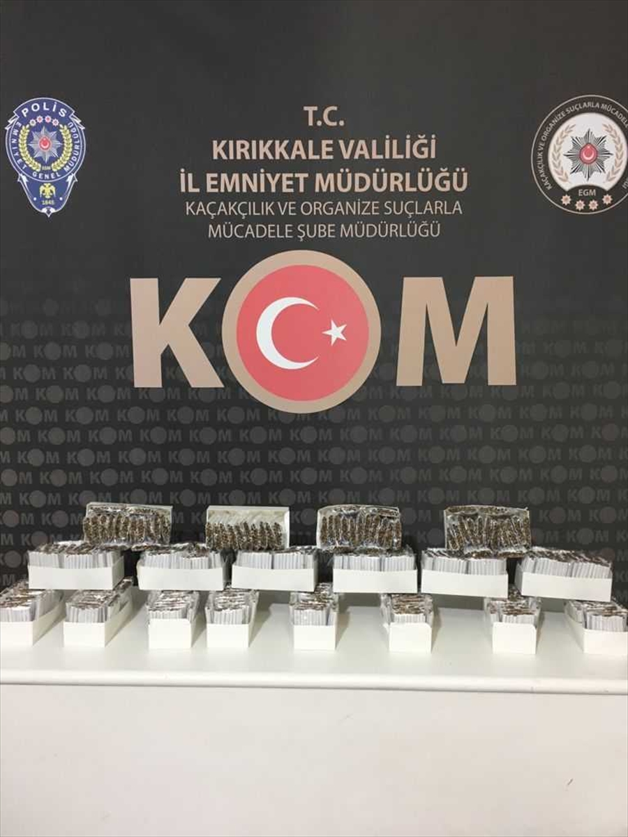 Kırıkkale'de 320 uyuşturucu hap ve 5 bin 300 makaron ele geçirildi