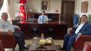 Kızılörenliler Derneğinden kaymakama hoşgeldin ziyareti