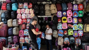 Mağazalarda okul alışverişi telaşı sürüyor