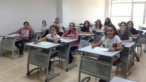 Melikgazi Belediyesinin açtığı kurslarda 2 bin 755 öğrenci eğitim gördü