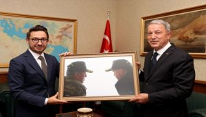 Milli Savunma Bakanı Akar, AA Genel Müdürü Karagöz'ü kabul etti