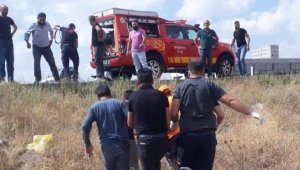 Otomobil şarampole devrildi: 3'ü çocuk 5 yaralı