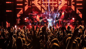 Popun güçlü sesi Berkay, Fişekhane’deydi