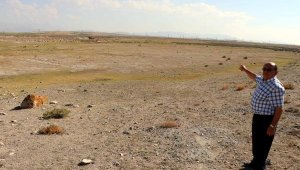 Roma dönemi su bendi çevresi kurudu; geriye kalıntılar kaldı