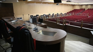 SON DAKİKA: FETÖ elebaşının avukatına 35 yıl hapis cezası