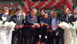 Sümer Eczanesi törenle açıldı