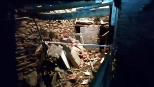 Taş evin mutfak kısmı çöktü: 1 yaralı