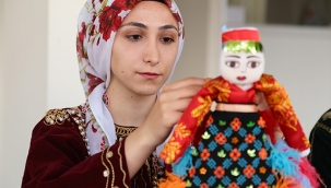 Yıldızeli'nin el yapımı bez bebekleri teknolojiye direniyor