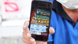 5 liralık kazı kazanla 200 bin lira kazandı, gezici bayinin uyarısıyla fark etti