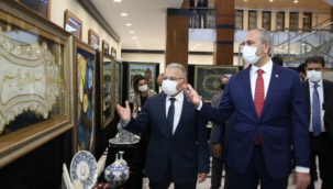 Adalet Bakanı Abdulhamit Gül'den Başkan Büyükkılıç, övgü