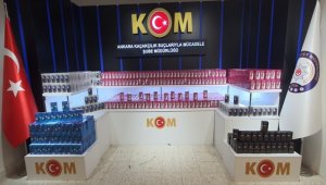 Ankara'da 2 bin 19 kaçak cep telefonu ve 4 bin 38 telefon aksesuarı ele geçirildi