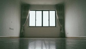 Avrupa'da birçok aile yüksek fiyatlar nedeniyle 'ev sahibi' olma umudunu kaybediyor 