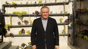 Bahçeşehir Üniversitesi öğrencilerinden kampüste topraksız tarım