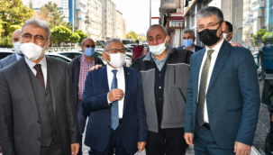 Başkan Büyükkılıç, esnaf ve vatandaşlarla kucaklaşmaya devam ediyor