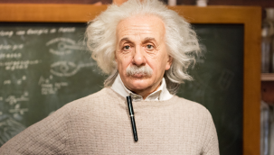 Bildiklerinizi unutun! Nobel, Einstein’ın lise karnesini paylaştı