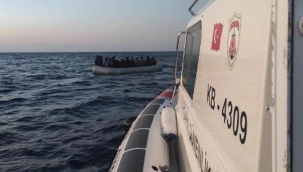 Çeşme açıklarında 25 kaçak göçmen kurtarıldı