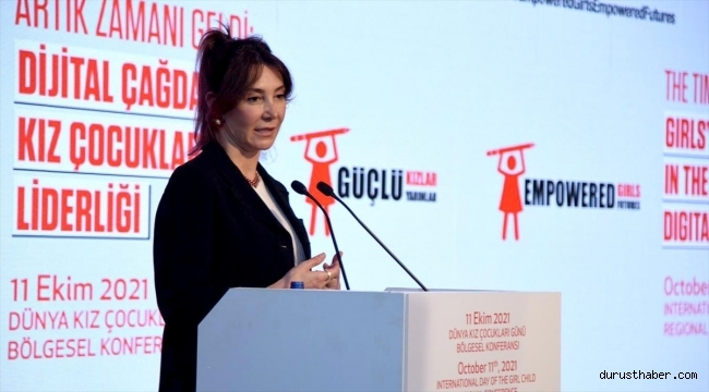 Dünyanın ve Türkiye'nin önde gelen STK'ları 'kız çocuklarının dijital eşitliği için' buluştu