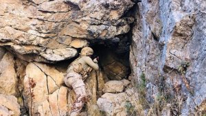 Erzincan kırsalında teröristlerce kullanılan 12 mağara, sığınak ve depo imha edildi