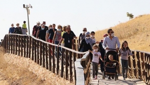 Göbeklitepe’ye ziyaretçi akını