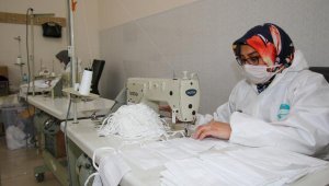 Hacılar Belediyesi 1 milyon maske üretip, ücretsiz dağıttı