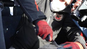 Hafif ticari araçtaki 1,5 milyon liralık 15 kilo eroini 'Athena' buldu 