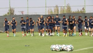 Hatayspor, Süper Lig'de yarın Yeni Malatyaspor'a konuk olacak