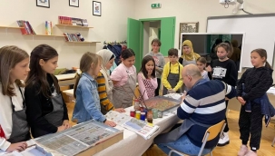 KAYMEK Mostar'da ebru atölyesi düzenledi