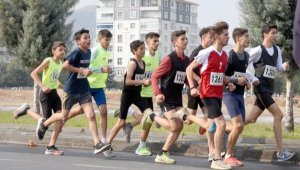 Kayseri'de 29 Ekim Cumhuriyet koşusu yapıldı