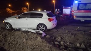 Kayseri'de iki otomobil çarpıştı: 5 yaralı