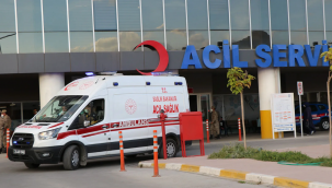 Kız çocuğu babasının tabancasıyla kendisini vurdu