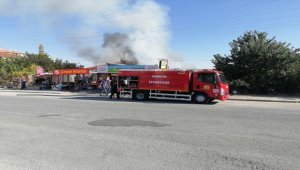 Konya'da markette çıkan yangını itfaiye ekipleri söndürdü