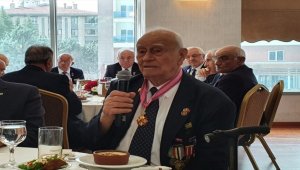 Kore Savaşı gazilerinin torunlarına Burs Belgesi verildi 