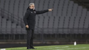 Medipol Başakşehir Teknik Direktörü Aykut Kocaman, istifa kararı aldı